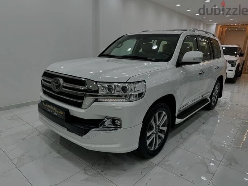 Toyota Land Cruiser 2019 1