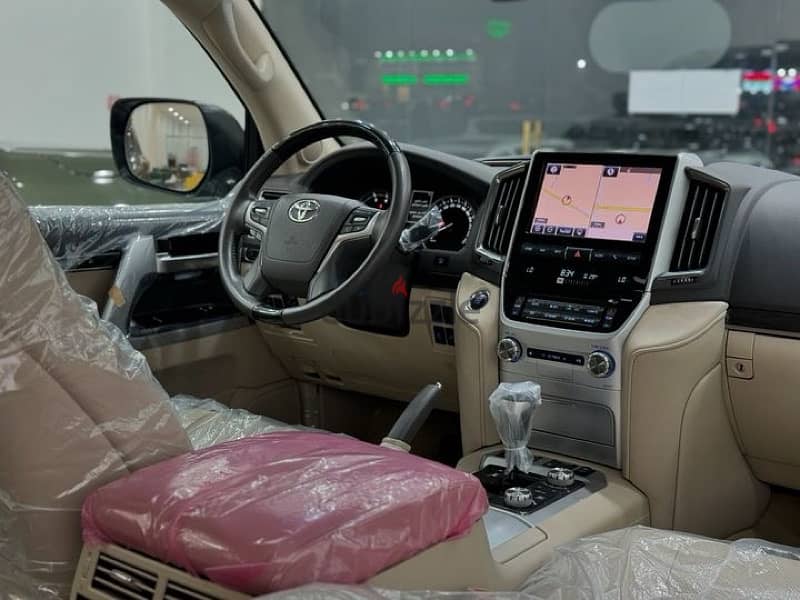 Toyota Land Cruiser 2020 12