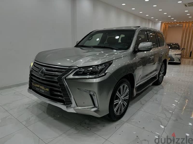 Lexus LX 570 2016 1