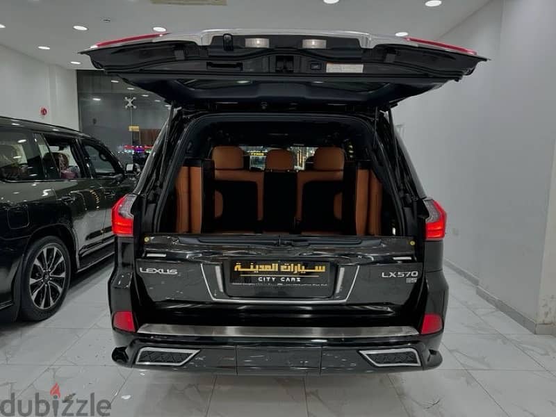 Lexus LX 570 2019 4