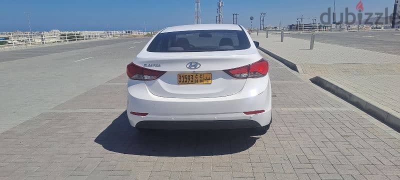 Hyundai Elantra 2015 5