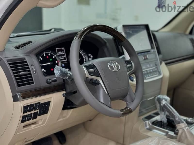 Toyota Land Cruiser 2019 9