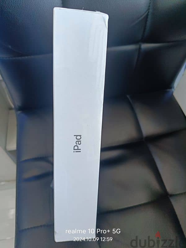 iPad 9 new  64 GB for sale 2