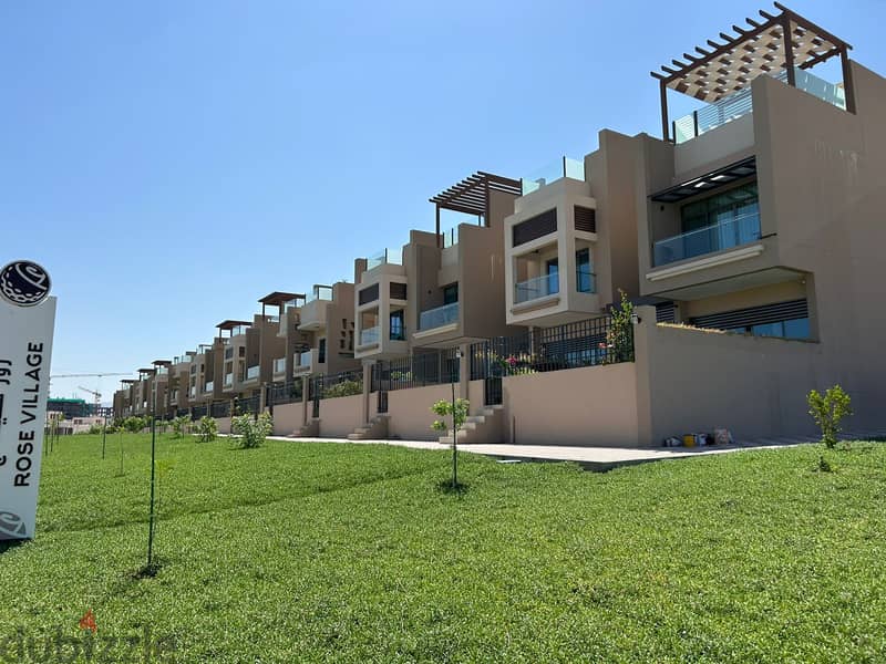 3+1 Bed rooms,  3 Floor villa at Muscat Hills 0