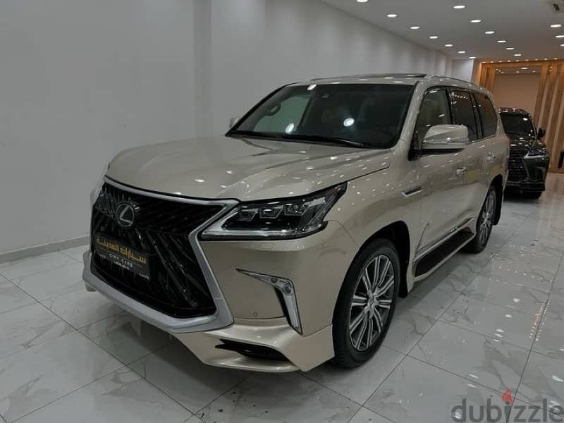 Lexus LX 570 2016 1