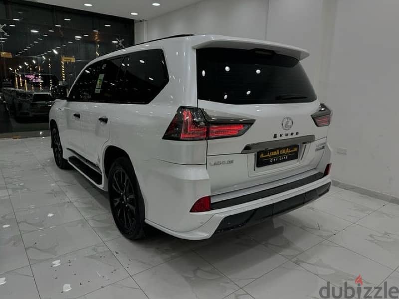 Lexus LX 570 2019 3