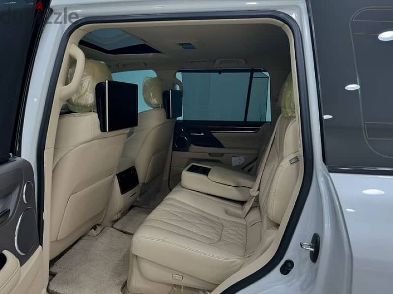 Lexus LX 570 2019 5