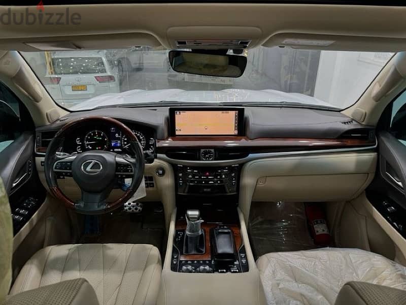 Lexus LX 570 2019 7