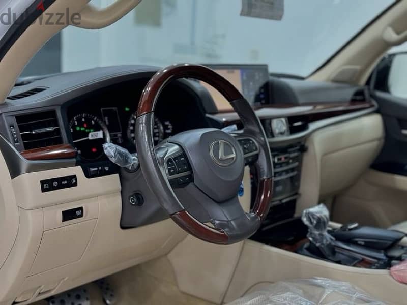 Lexus LX 570 2021 16