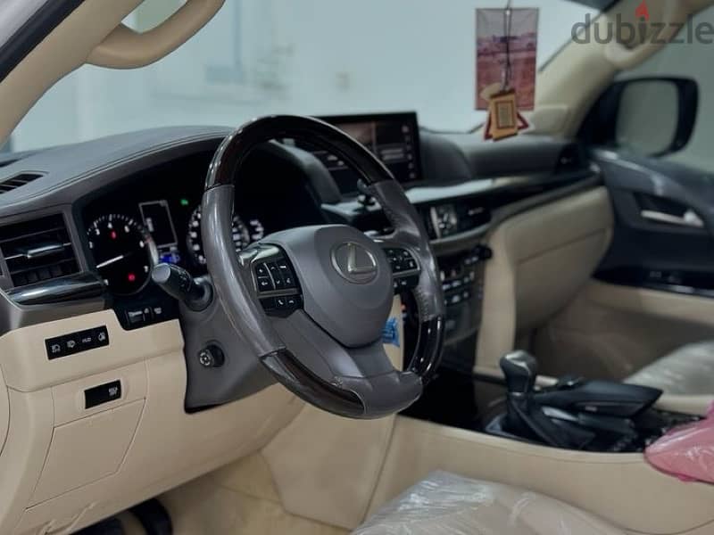 Lexus LX 570 2016 15