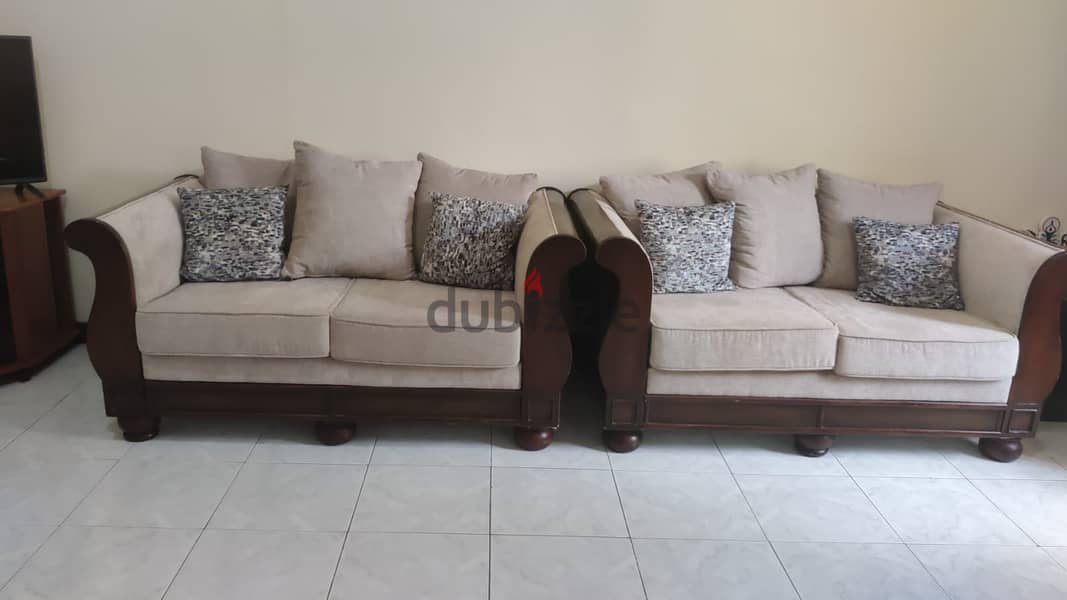 2+2+3 Wooden sofa , Newly furnished 3 moths back , very good conditio 1