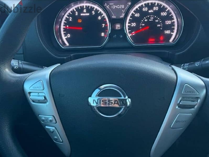 Nissan Versa 2019 6