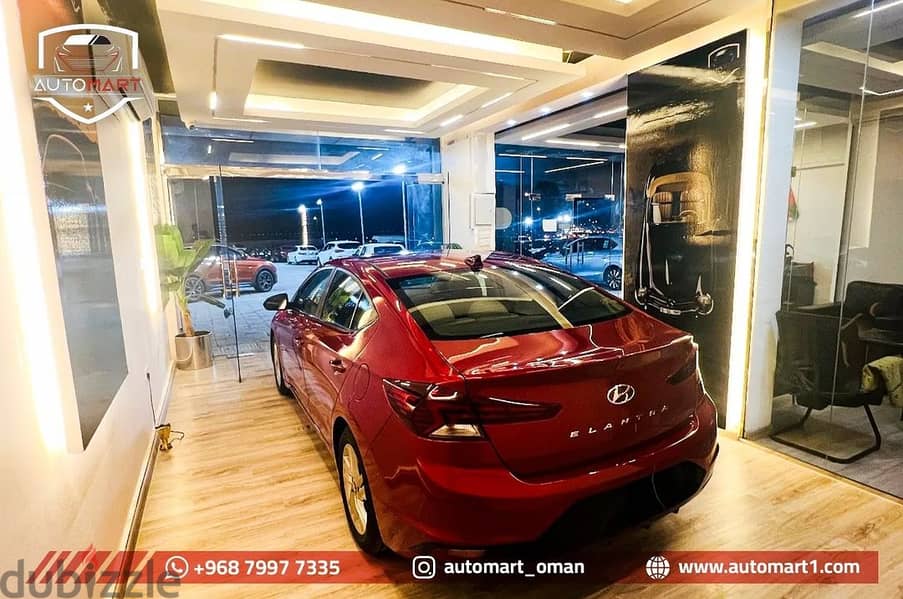 Hyundai Elantra 2019 3