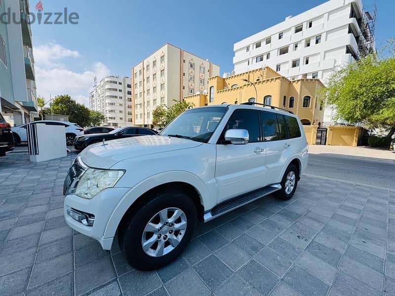 Mitsubishi Pajero 2013 3