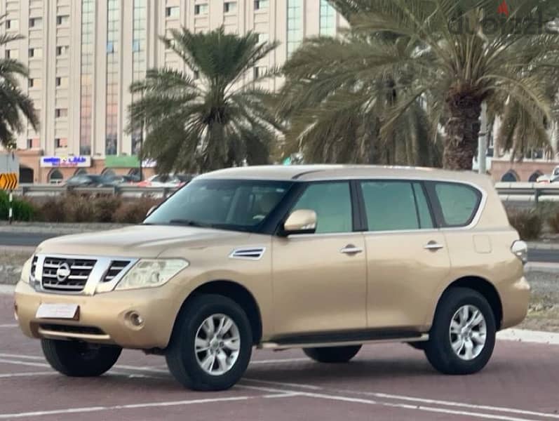 Nissan Patrol 2010 1