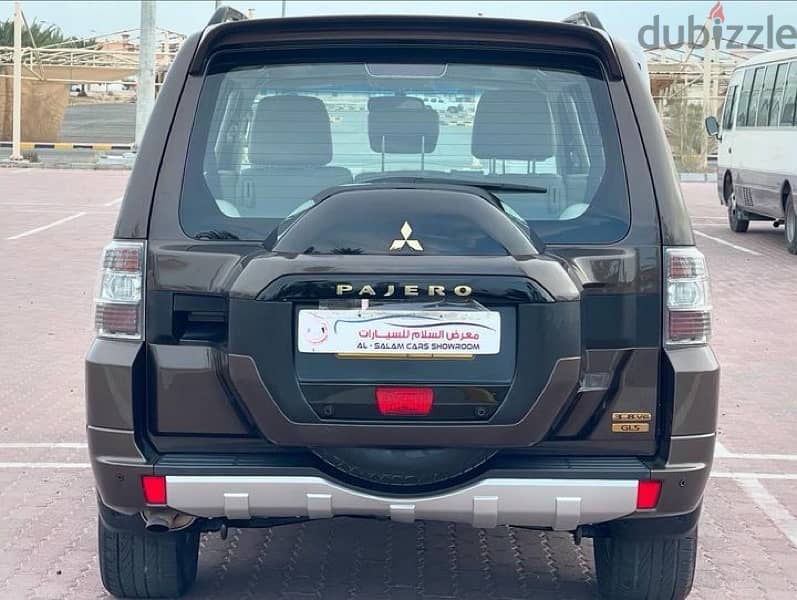 Mitsubishi Pajero 2019 3