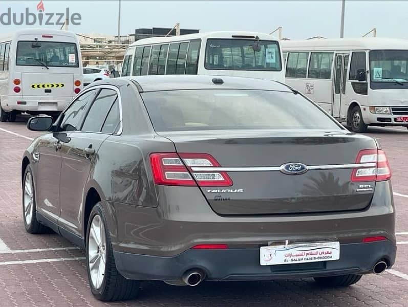 Ford Taurus 2016 3