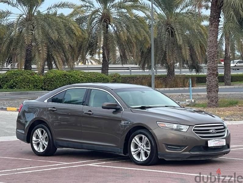 Ford Taurus 2016 4