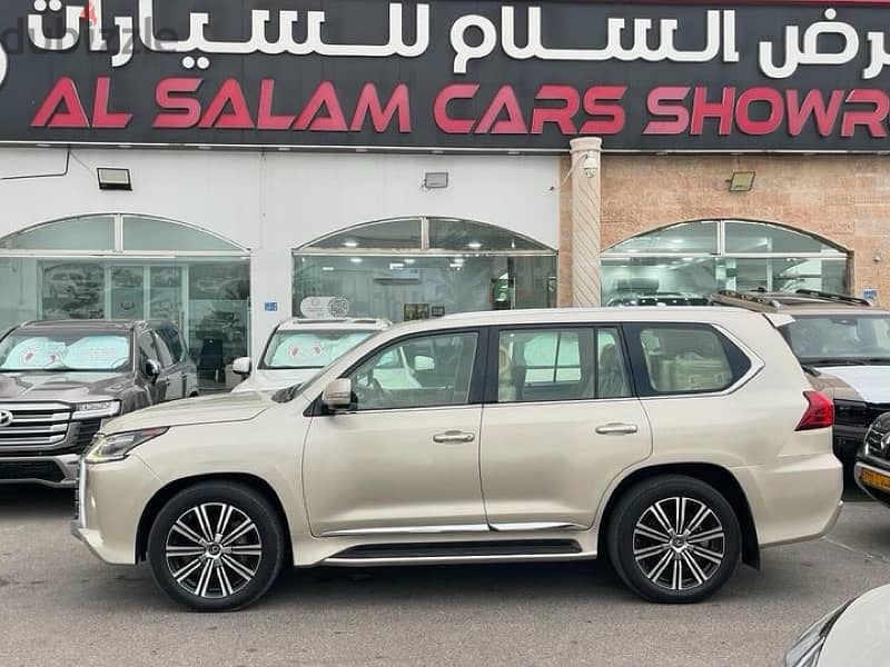 Lexus LX 570 2016 1