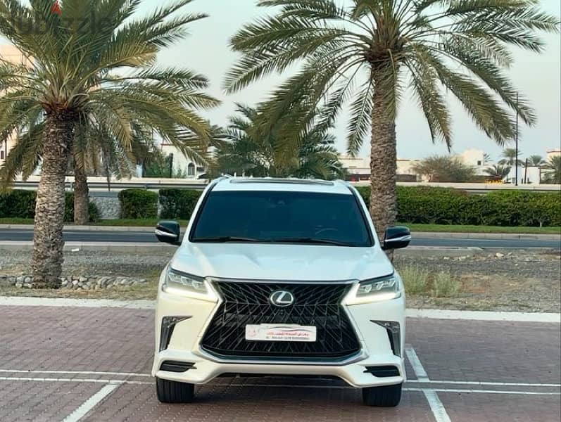 Lexus LX 570 2016 0