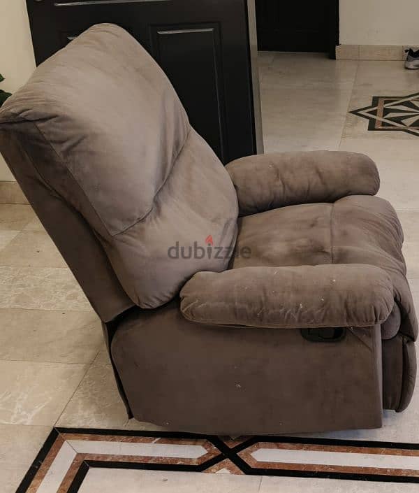 used recliner chair 2