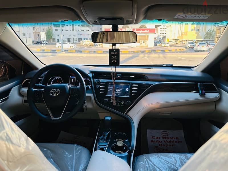 Toyota Camry 2018 8