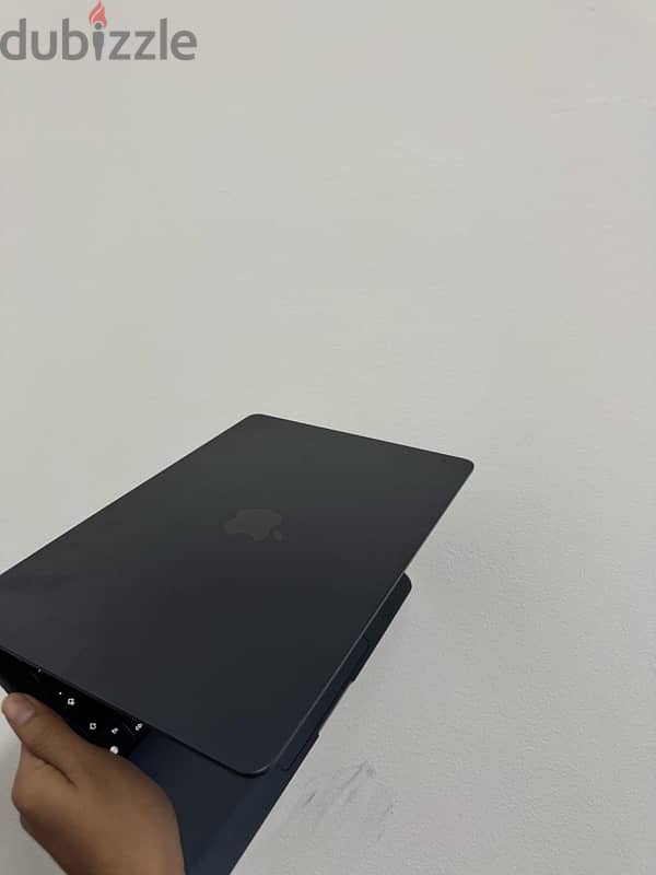 apple macbook m3 2024 1