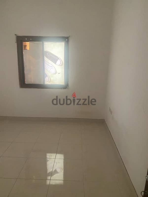 ROOM FOR RENT BEHIND THE OASIS MALL MADINAT SULTAN QABOOS 3