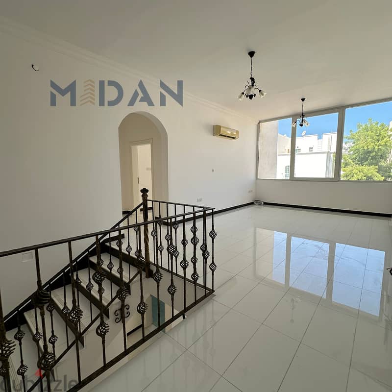 AL GHUBRAH NORTH | BEAUTIFUL 4+1 BR VILLA 3