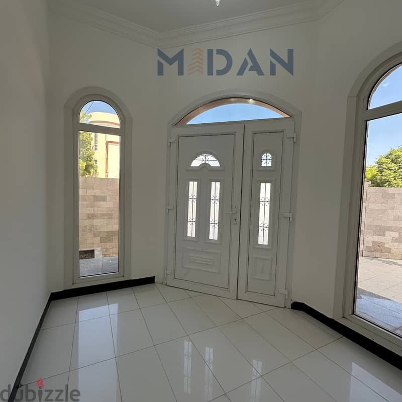 AL GHUBRAH NORTH | BEAUTIFUL 4+1 BR VILLA 11