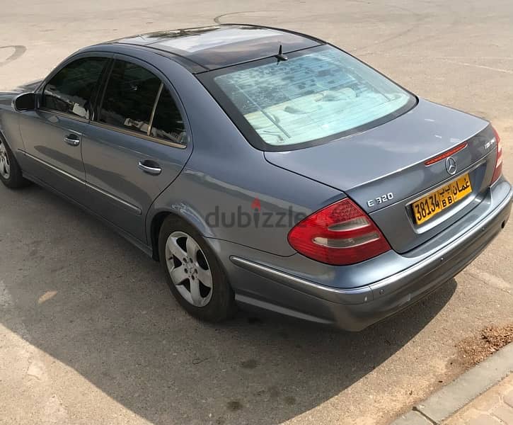 Mercedes-Benz E320 2004 1