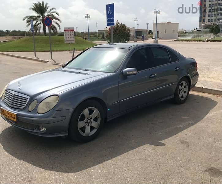 Mercedes-Benz E320 2004 2