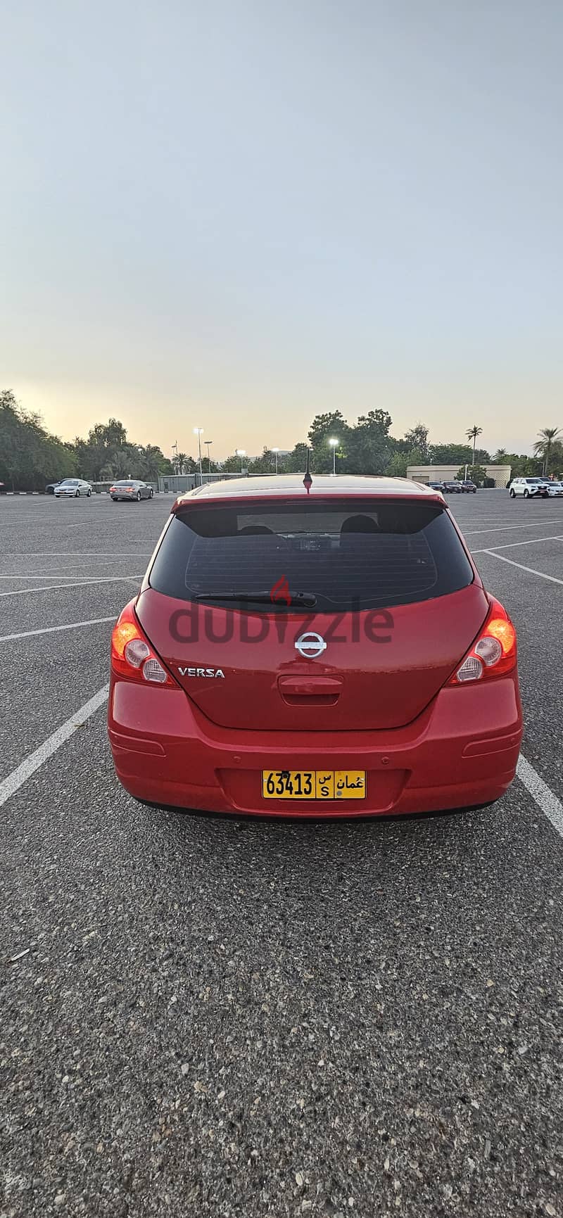 Nissan Versa 2011 for sale نيسان فيرسا للبيع 5