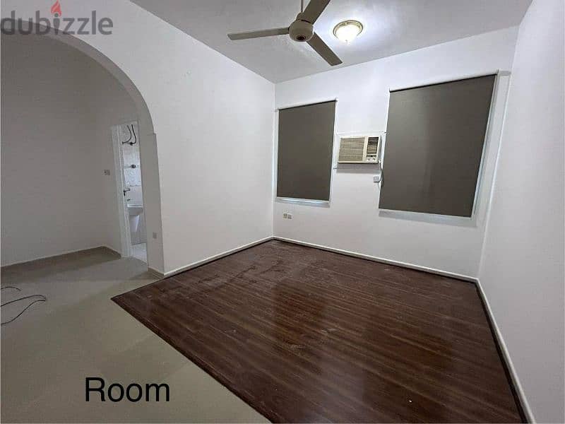 Family Villa for rent in Alkhwair 33 6