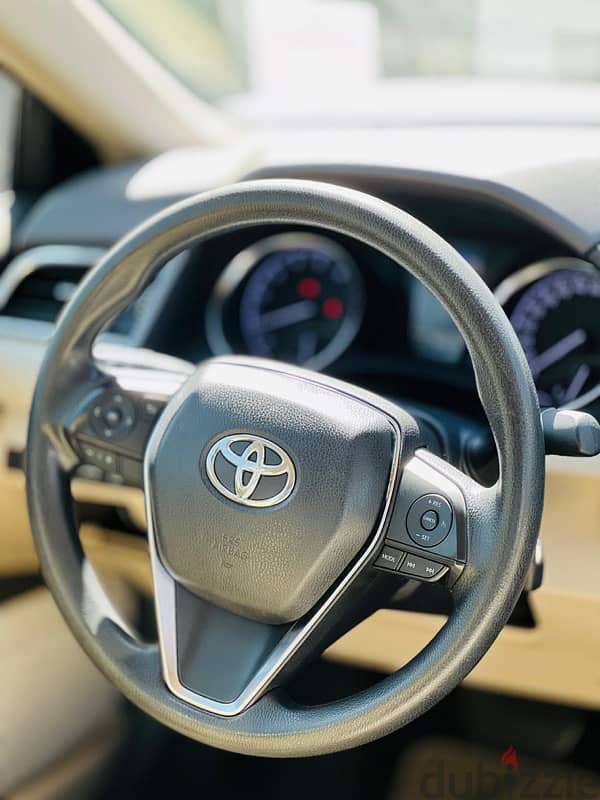 Toyota Camry 2018 12