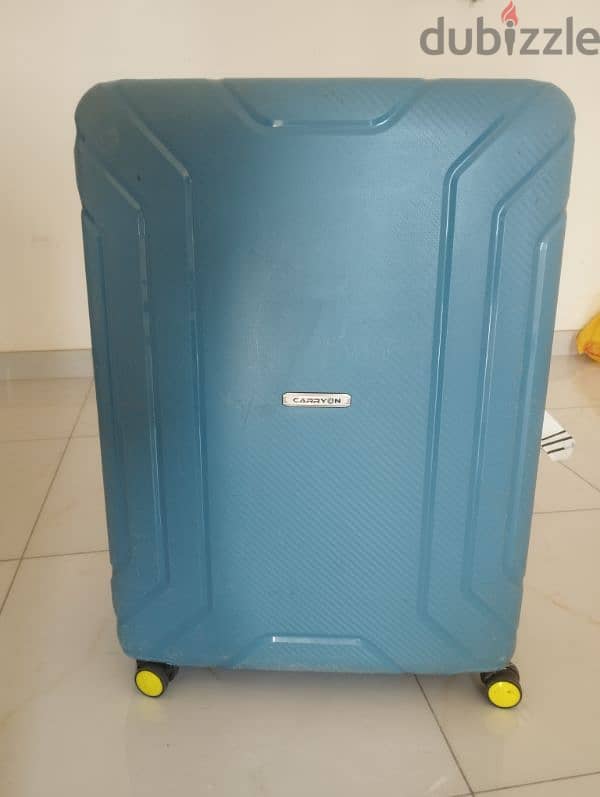 Carry On luggage for sale | Clip Lock  luggage | zipperless luggage 0