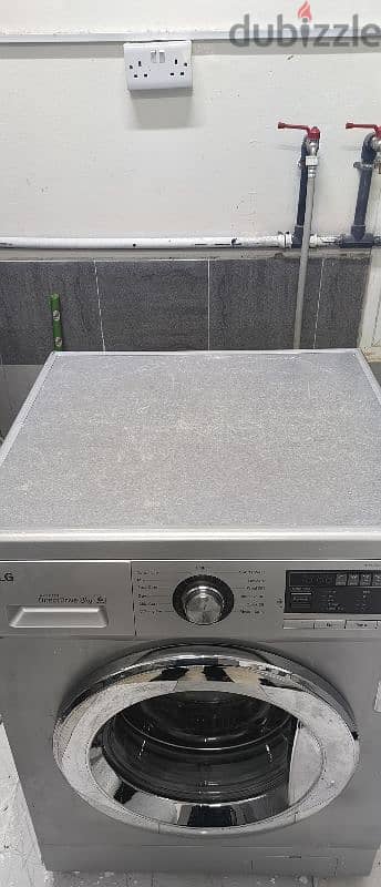 lg 8kg washing machine for sale in good condition 3