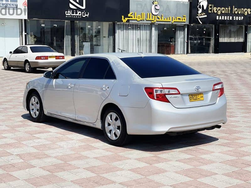 Toyota Camry 2012 LE 3