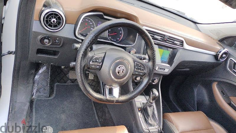 SUV Mg zs for rent Day 12 Rials weekly 75 Rials 4