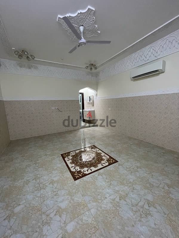 luxury villa in Al Ansab فيلا فاخره في الأنصب في موقع متميز وهادئ 2