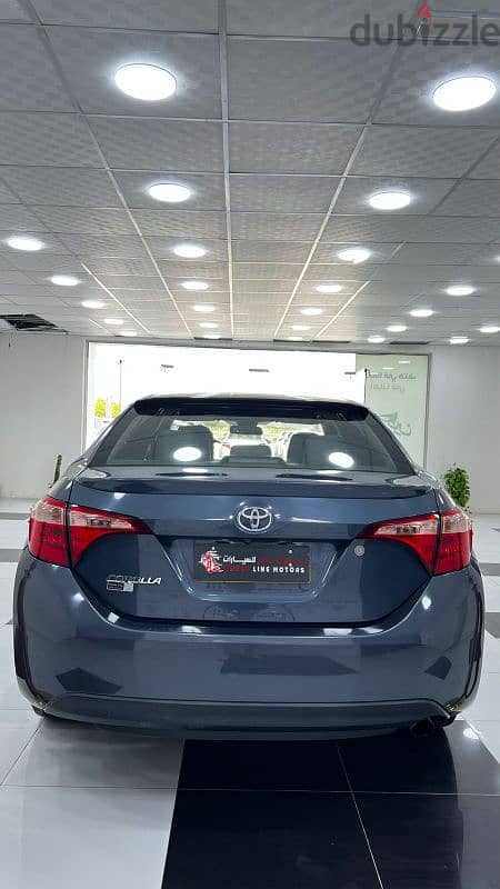 Toyota Corolla 2018 5