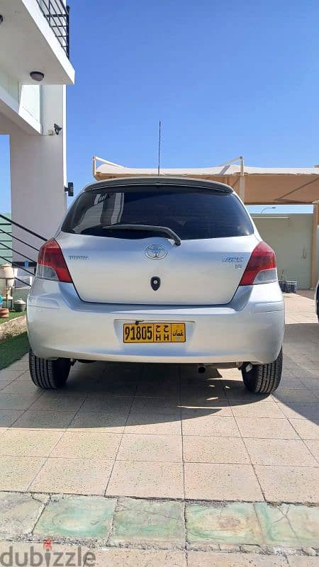 Toyota Yaris 1.5 2009 حالة وكالة استخدام قليل ماشية 220 2