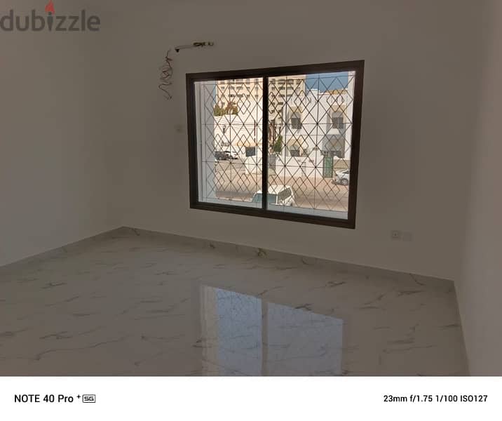 flat 4 BHK for rent 5