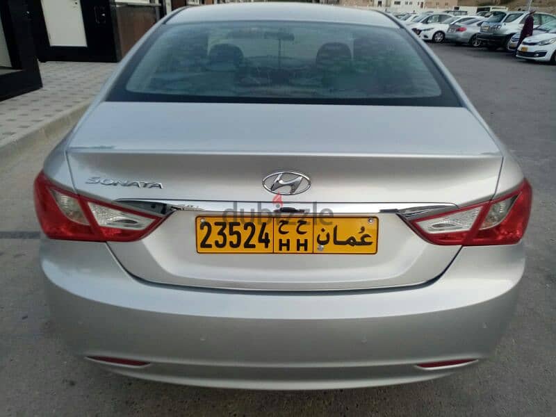 Hyundai Sonata 2013 1