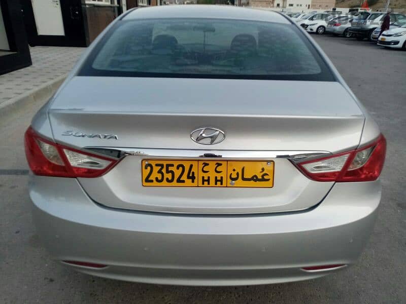 Hyundai Sonata 2013 6