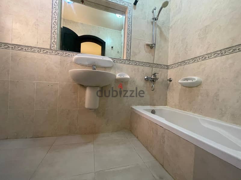 3 BR + Maids Room Twin Villa in Khuwair 25 6