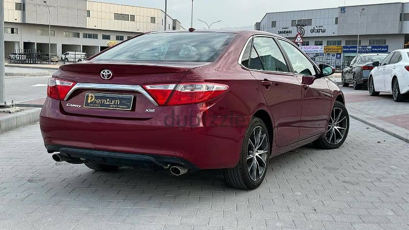 Toyota Camry 2017 3