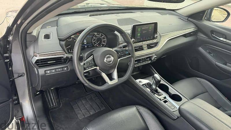 Nissan Altima 2019 6