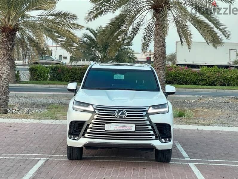 Lexus LX 600 2024 0