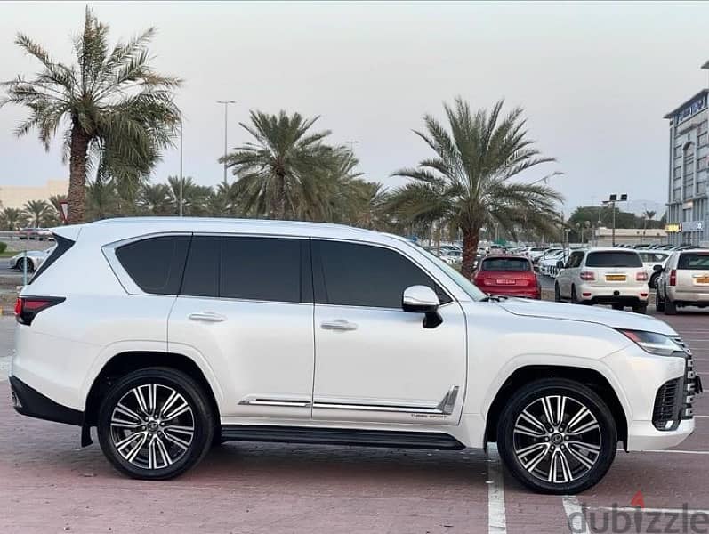 Lexus LX 600 2024 4